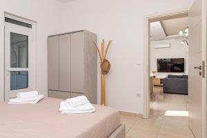 Aelia Summer House