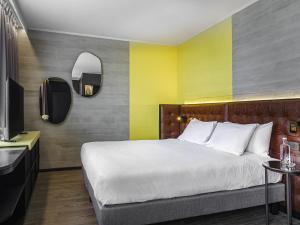 Pullman Santiago El Bosque