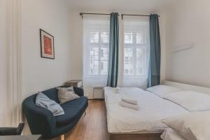 Prague Old Town Walkable Flat,Kitchen, new bathroom