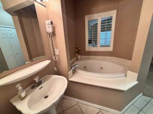 Right Direction Rentals 1 Bedroom Villa 9906