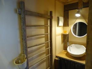 Chalets Le ptit Tavalan : photos des chambres