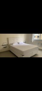 Apartamento com ar condicionado acomoda 6 pessoas