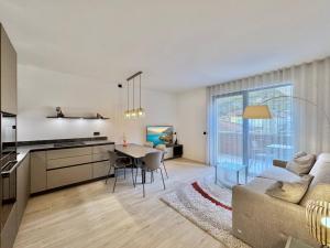 1Dest - Palazzo 5 Gold