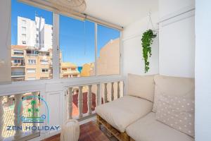 Central duplex with pool near the beach