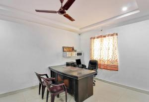 Super Hotel O Golden Hive Madhapur Near Shilparamam