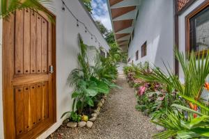 Studio Apartment - Direct Beach Access - Wifi - AC