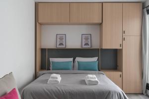 MOT Rentals Design SohoHaus 406 3 pax Full Amenities