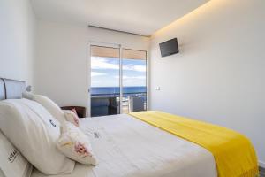 Monumental Apartments - Multi Listing