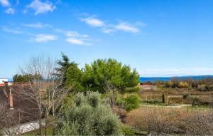 2 Bedroom Lovely Apartment In Vrsi