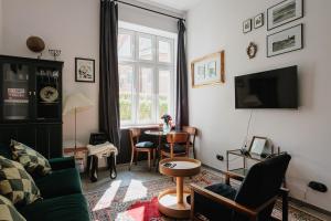 Design Apartment near Vistula River, Schindlers Factory and Nightlife of Cracow