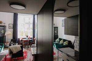 Design Apartment near Vistula River, Schindlers Factory and Nightlife of Cracow