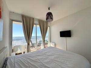 Superbe appartement 2 chambres - Dernier étage - Parking privatif sécurisé - FR-1-323-593
