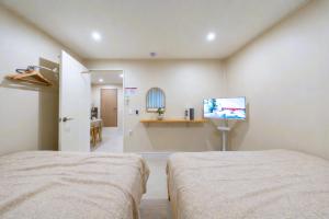 Jini Linen House Hongdae, 2BR & 3 Queen Beds