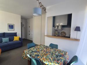 Appartement charmant hyper centre - 4 pers. - FR-1-879-39