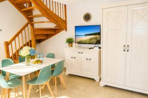 Stepnica Holiday Base for 6
