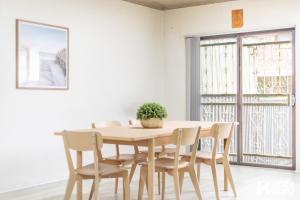 KozyGuru | Cabramatta | Spacious 3BR Townhouse