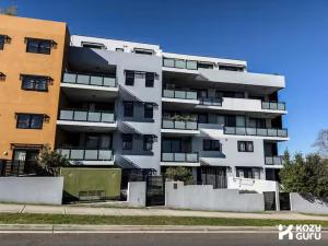 KozyGuru | Carlingford | Lovely 1 Bed APT+ Parking