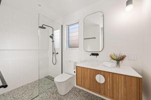 Seasalt & Pool Cottage