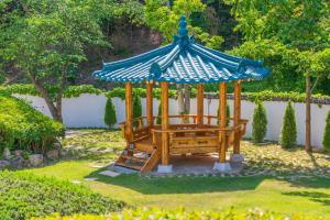 초음정 Luxury Hanok Style Villa with Private Garden in Gyeongju