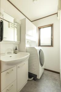 4BR 100m sq with parking 10pax 3min Station, Haneda, Shibuya