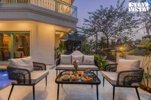 StayVista at Casa De Sai with Pool & Bathtub - Assagao