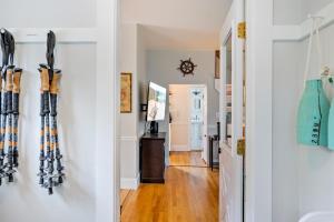 Acadia View Cottage Peaceful, Pet Friendly, Fire Pit, Near Peaks and Echo Lake