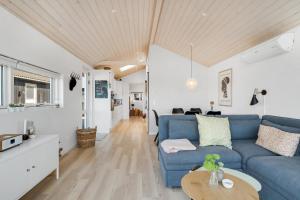 Nice Summer House Near The Waters Edge