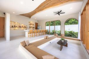 DESAULU VILLAS - Boutique Private Room Pool View