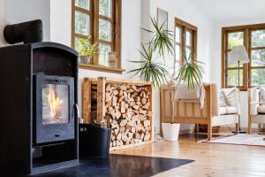 Charming Cottage 450 Meters From The Sea