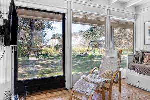 Family-Friendly Cottage Close To The Water