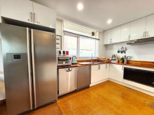 Southland Guesthouse Quad Room 3 with Free Parking