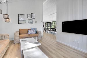 Newly Built Summer House Full Of Luxury