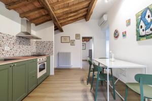 Casa dei Bertoldi - 2 Bedrooms in Historic Center