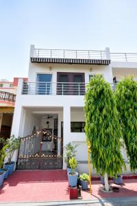 Aradhanas Home Stay Near Taj Mahal