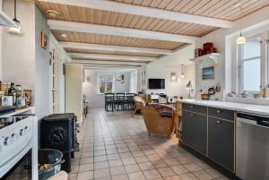 Lovely Holiday Home With Fantastic View On Femø
