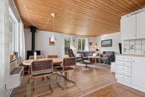 Experience The Calm Home Near Sea And Forest