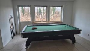 Luxury Holiday Home Near Beach And Restaurant