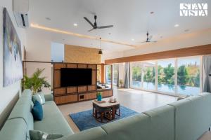 StayVistas Lavender Hills Villa - 4BHK with Mountain View & Infinity Pool