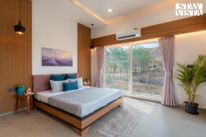 StayVistas Lavender Hills Villa - 4BHK with Mountain View & Infinity Pool