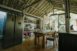 Twin Studio with Smart Projector near Ubud