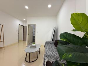 S hostel 302 sukhumvit48 near Phrakanong BTS