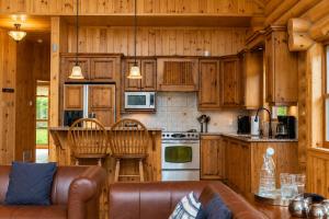 Fiddler Lake Resort - Deer 79