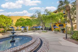 Hilton Vacation Club Lodge Alley Inn Charleston