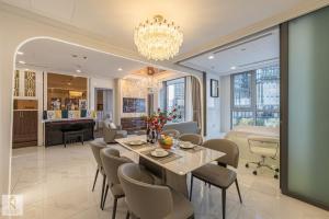 The Grand Urban Retreat at Vinhomes Central Park
