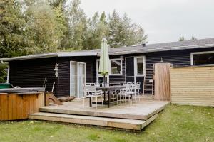 Charming And Cozy Summerhouse In Gilleleje
