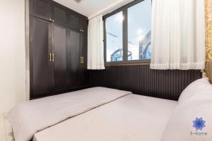Furnished 2brs-2wc Room, 10mins walk to TSN Airport