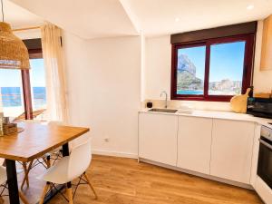 Apartamento Dúplex Aloha Calpe, primera línea de playa