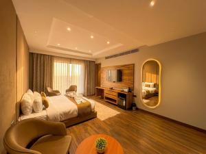 Kamay The Premium Hotel