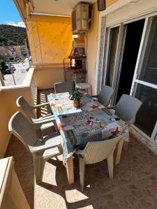 Andres House