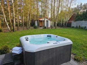 SAN ESCOBAR sauna jacuzzi jezioro